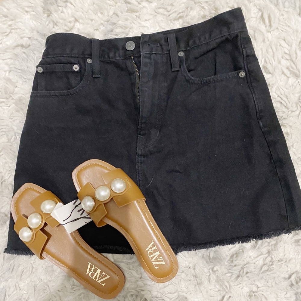 Madewell Black Denim Skirt 👗